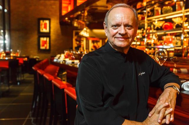 Joël Robuchon dans son Atelier à New York