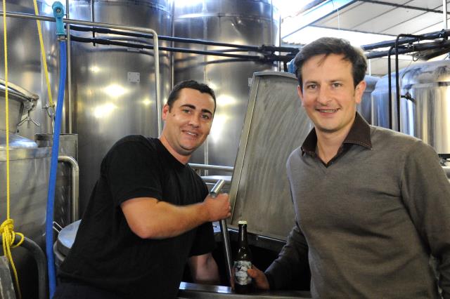Le brasseur Maelig Tanguy et  François Quellec le nouveau directeur général de Brasserie de Bretagne