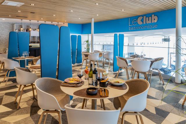 Le restaurant se trouve à l'étage de la concession Volvo de Liévin et propose une cuisine bistronomique.