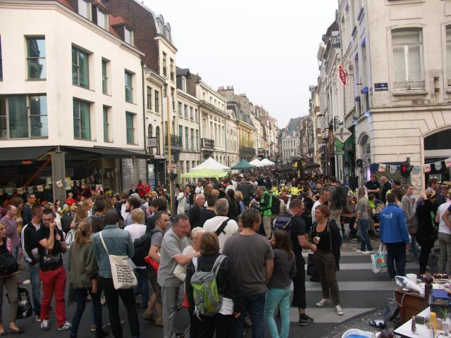 Y aura-t-il aurant de monde cette année, avec cette 'drôle' de  braderie ?