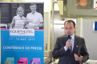 Yves Cébon de Lisle lors de la pérsentation des nouveautés cuisine de salon Equip'Hôtel, à l'Ecole...