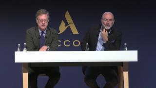 Sébastien Bazin et Jean-Jacques Morin présentent les résultats financiers du groupe Accor à Londres, le 23 février