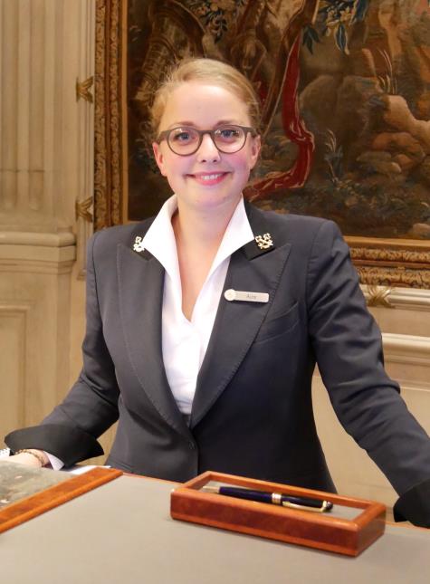 Alice Daniel, assistante concierge au George V (Paris VIIIe)