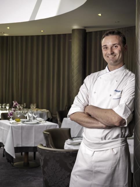 Le chef Denis Lemercier proposera une formule du midi pour attirer la clientèle professionnelle, dans le but de faire connaitre le restaurant.