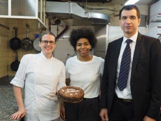 De g à d : Melisande Zeddam, Chimène et Stéphane Malchow.