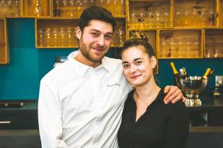 Après avoir travaillé pour Anne-Sophie Pic, Xavier Jarry et Anouk Bonnet ont ouvert La Fabrique en...