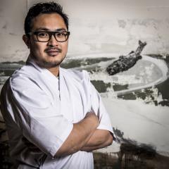 Anthony Nguyen, chef sushi dans son restaurant Izakaya Joyi à Nantes