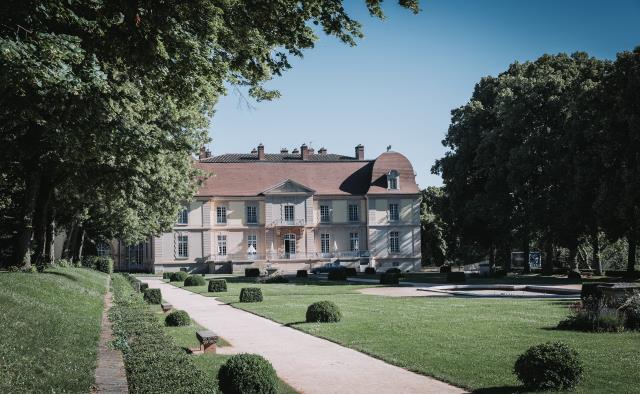 Château de Lacroix-Laval à Marcy-l’Etoile (69) qui accueille la première Vatel Academy.