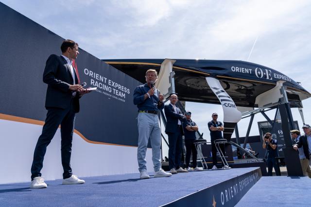 Sébastien Bazin, PDG du groupe Accor, lors de la cérémonie du baptême de l'Orient Express Racing Team.