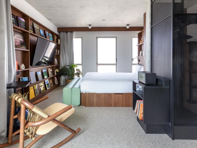 Chambre "Oversize" de 30 m2 dans l'hôtel Jost de Bordeaux : idéal pour un séjour en famille.