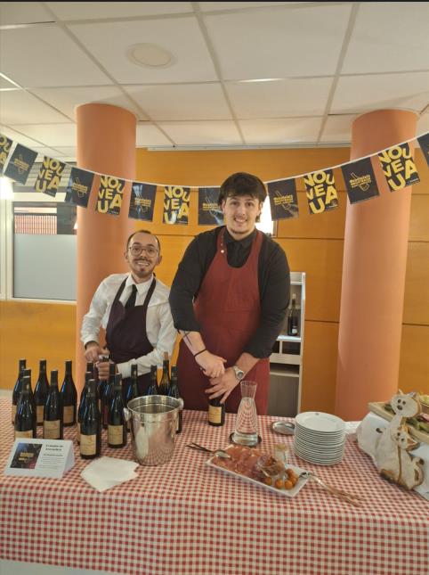 Présentation des Beaujolais nouveaux du domaine de Perrachon