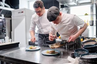 Le Second de cuisine est l’assistant direct du chef de cuisine, son bras droit et celui qui le...