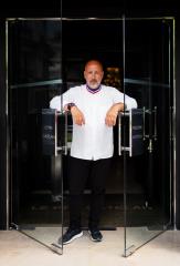 Frédéric Anton : « J’ai toujours eu envie d’ouvrir un jour un bistrot. Ce projet, je le porte depuis longtemps parce qu’il a toute sa place ici, dans ce cadre bucolique, et en écho à la table gastronomique ».