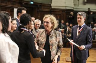 Muriel Penicaud et Denis Ferault MOF 2007 Arts de la Table et secrétaire général MOF