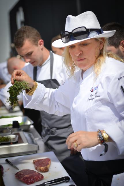 Présente en 2014 aux Francos Gourmandes de Tournus, Flora Mikula est cette année la marraine du festival.