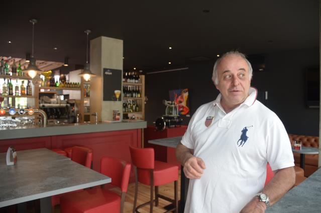 Christian Zucaro, dans son nouveau restaurant, l'Atelier 44