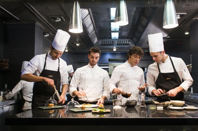 « Certains personnes ont du mal à croire que je suis tous les jours dans les cuisines de mon restaurant »