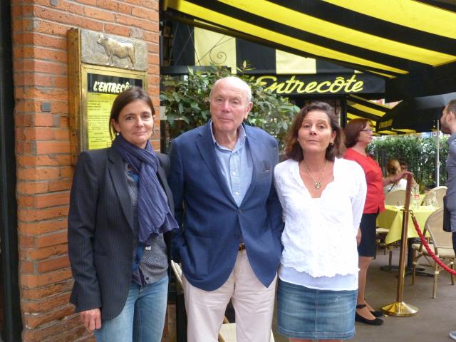 L'Entrecôte Toulouse , Henri Gineste de Saurs et ses filles Corinne et Valérie (de gauche à droite)