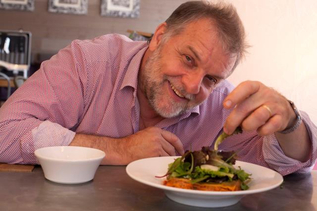 Philippe Renard, chef consultant auprès de Campanile, signe des plats de la carte Automne-Hiver 2015-2016.