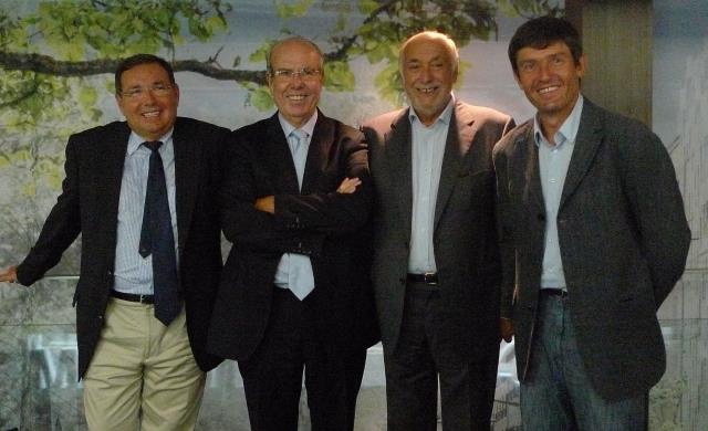 Jp Serra (Var), Alain Gumié (CRT Riviéra), Michel Tuillet -Vaucluse) et Pierre Meffre (président CRT PACA) sont globalement satisfaits de la saison, malgré des CA à la peine.