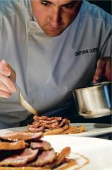 Parmi les 15 métiers qui vont le plus recruter en 2012, les cuisiniers arrivent en neuxième...