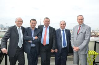 De g à d : Hervé Bécam, vice-président de l'Umih, Vincent Leroux, Roland Héguy, Thierry Amirault et...