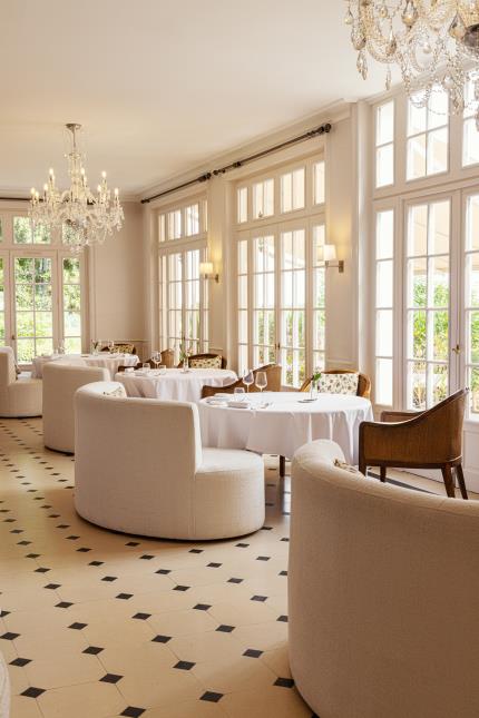 La salle du restaurant Attilio Briollay, au château de Noirieux. 