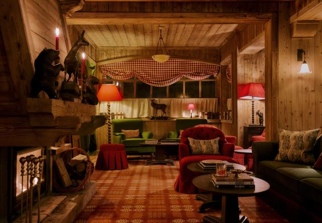 Le piano bar de l'hôtel Saint-Georges, à Megève.