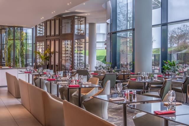 Le Culinaire Bazaar, restaurant du Radisson Blu CDG Airport est dirigé par le chef Jérémie Bes