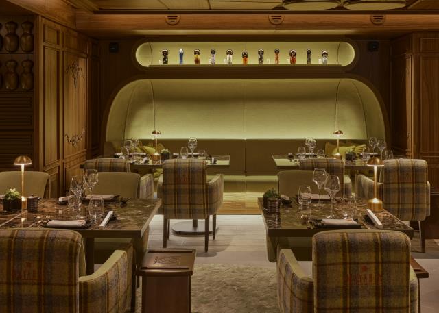Le restaurant du Maya Hotel Courchevel 1850.