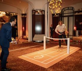 Le Royal Monceau Raffles Paris propose, entre autres, un Meet & Greet privilégié avec de grands noms du tennis international lors du tournoi du Grand Chelem.