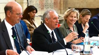 Eric Lombard, François Bayrou et Nathalie Delattre lors du Comité interministériel du tourisme, à Angers 