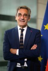 Serge Papin, ministre des Petites et Moyennes entreprises, du Commerce, de l’Artisanat, du Tourisme et du Pouvoir d’achat