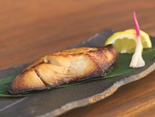 Cabillaud « Black Cod » sauce miso et yuzu