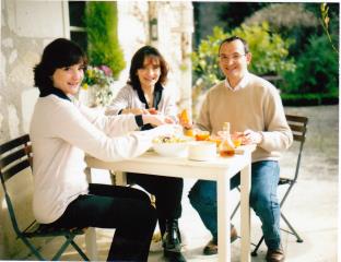 Françoise, Martine et Laurent Dutheil