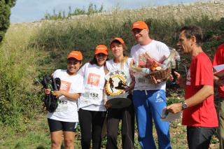 de g. à d.: l'équipe gagnante du Monte-Carlo Bay et Laurent Geny de Team Nature, organisateur du...