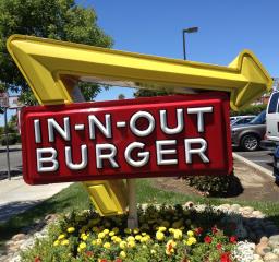 Chaîne favorite des américains 'In n' Out', n'existe pas en France.