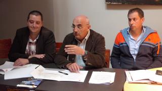 Louis-Bernard Puech avec Cyrille Zen et Jean-François Fafournoux, président des Toques du...