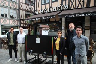 La Walsheim, à Rouen, dispose d'un lombricomposteur financé par la Métropole, qui digère 5 kg de...