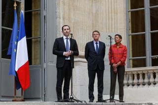 Benoît Hamon intègre le minstère de l'Education nationale, en lieu et place de Vincent Peillon (au...