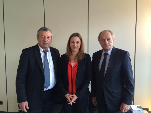 De g à d : Roland Héguy, Axelle Lemaire et Jacques Barré.