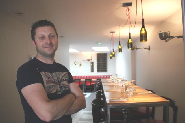 Stéphane Bertin a transformé 500 m2 d'anciens bureaux et a créé un bar, un bistrot et un restaurant gastronomique.