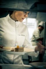 Claire Heitzler, chef pâtissière chez Lasserre, Paris