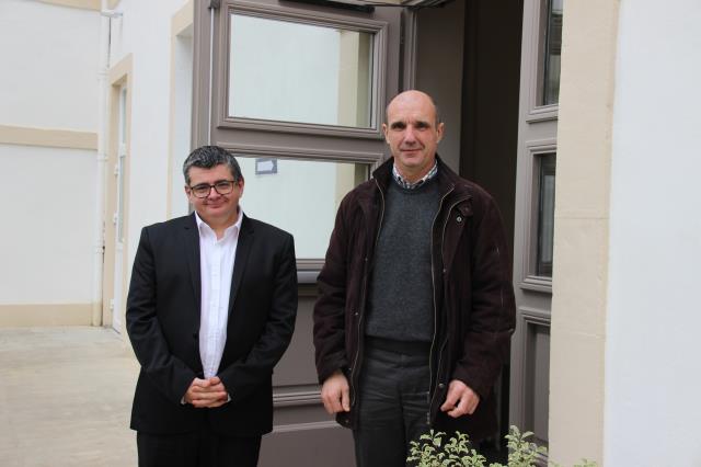 A g., Patrick Gauyacq, le directeur de l'hôtel, et Michel Etchebest, maire de la commune et président de la SEML.