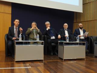 De g à d : Florian Aymonin-Roux, Laurent Caraux, Hubert Jan, Dominique Bénézet et Laurent Fréchet.