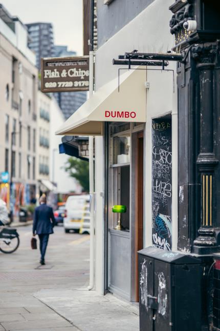 L'enseigne de burgers Dumbo a ouvert il y a dix mois un comptoir londonien très bien situé.
