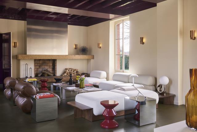 Momoamo Domaine de Courtigis : de nombreux espaces communs permettent aux invités de se réunir de...