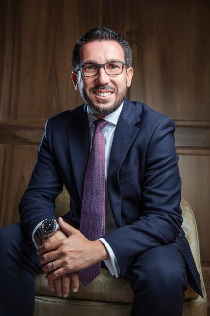 Damien Bastiat nouveau directeur général du Domaine des Etangs, Auberge Collection
