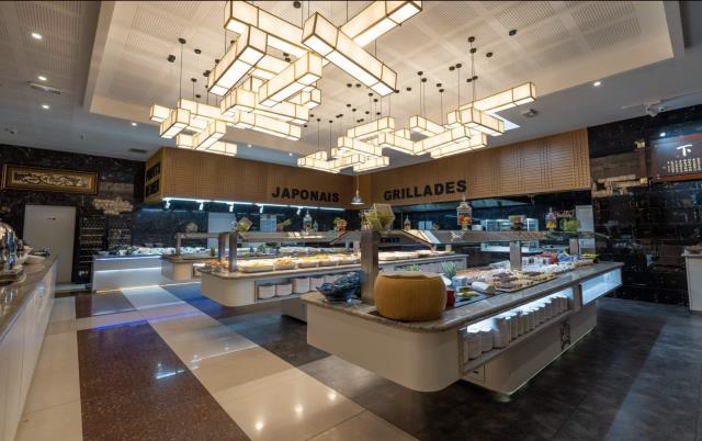 Royal Buffet