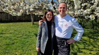 : Après un BEP obtenu au lycée Médéric et un passage chez Guy Savoie, Marius Halter s’est formé avec Gaël et Mickaël Tourteaux, à la tête du restaurant Flaveur  à Nice, qu’il considère comme ses mentors, avant d’ouvrir Les Jardins en 2017